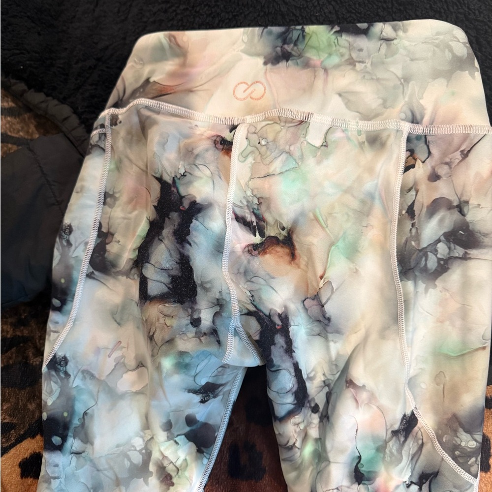 CALIA by Carrie Underwood Marble Print Leggings